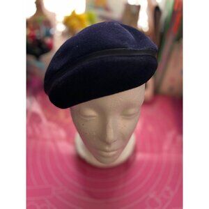 Vintage Contessa Navy Blue Velvet Beret With Tortoiseshell Accent
